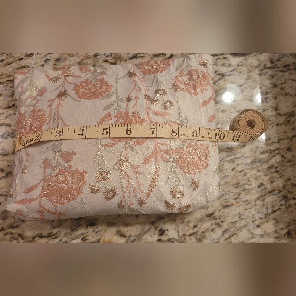 Cosmetic/Clutch material bag - Picture 3 of 4